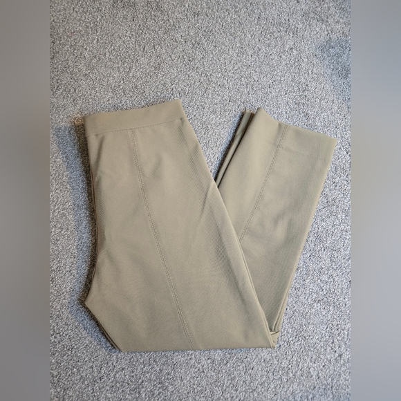 Banana Republic Straight Leg Beige Ladies Size 10 Trousers - Picture 9 of 9